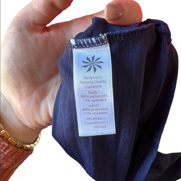 Athleta Tank Top - Picture 4 of 4